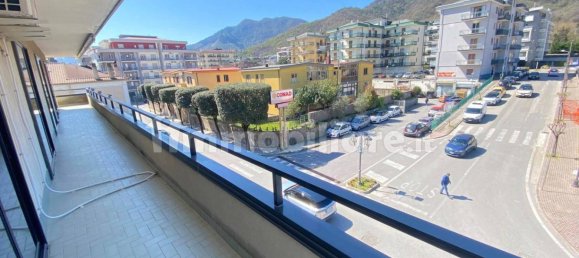 3 bedrooms Apartment in Baronissi, Italy No. 15592 11