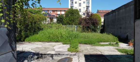 800m² Warehouse in Turin, Italy No. 83622 35