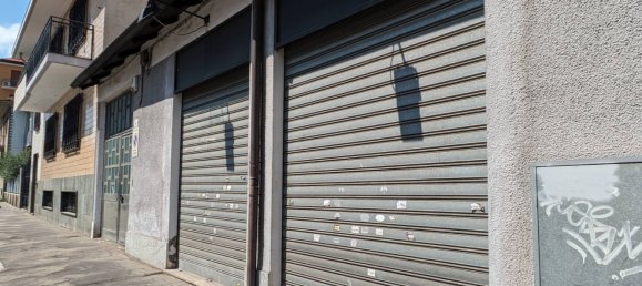 800m² Warehouse in Turin, Italy No. 83622 4