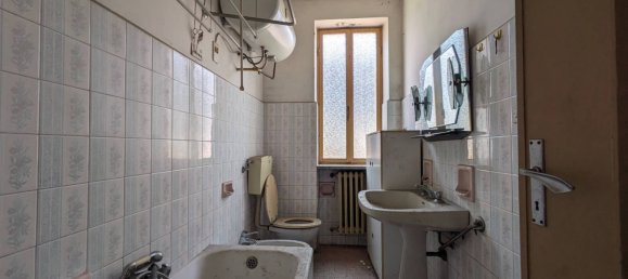 800m² Warehouse in Turin, Italy No. 83622 18