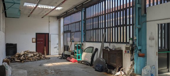 800m² Warehouse in Turin, Italy No. 83622 11