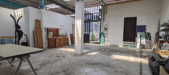 800m² Warehouse in Turin, Italy No. 83622 14