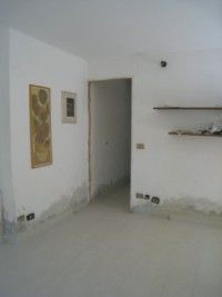 3 rooms Apartment in Camaiore, Italy No. 213835