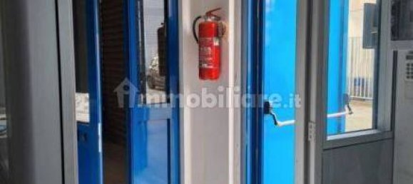 4-Zimmer Gewerbliche Immobilie in Milan, Italy, Nr. 343528 26