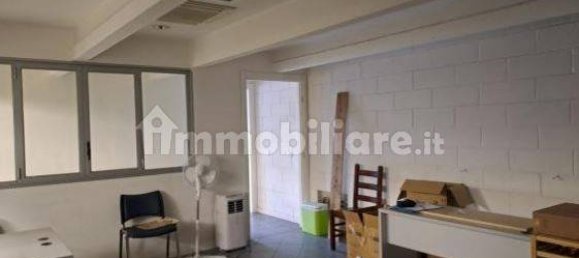 4-Zimmer Gewerbliche Immobilie in Milan, Italy, Nr. 343528 19