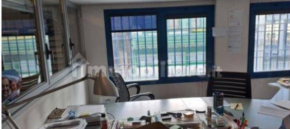 4-Zimmer Gewerbliche Immobilie in Milan, Italy, Nr. 343528 23