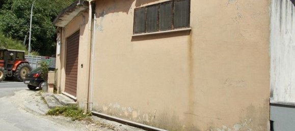 158m² Commercial property in Sora, Italy No. 299840 5