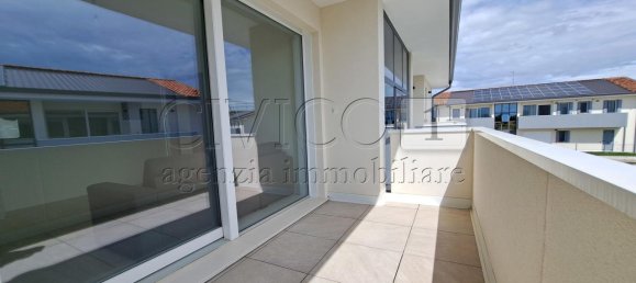 4 rooms Apartment in Grisignano di Zocco, Italy No. 80470 2