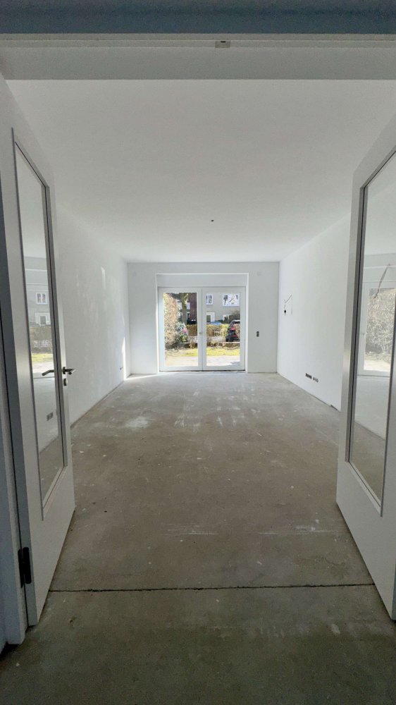 5 Schlafzimmer Doppelhaus in Düsseldorf, Germany, Nr. 55237