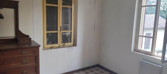 3 rooms House in Gazzola, Italy No. 27576 29