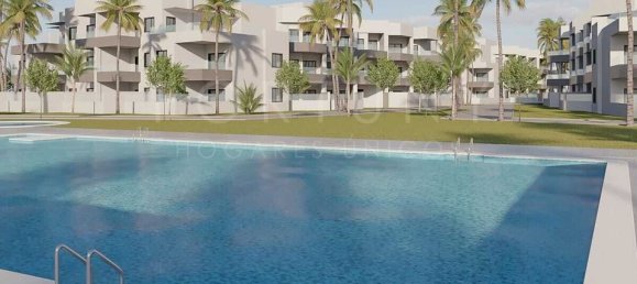 Apartamento de 2 dormitorios en Vélez-Málaga, Spain No. 189584 8