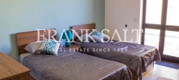 3 bedrooms Maisonette in Attard, Malta No. 8812 15