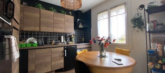 Дом с 3 спальнями в Сен-Сир-сюр-Луар, Франция № 186712 10