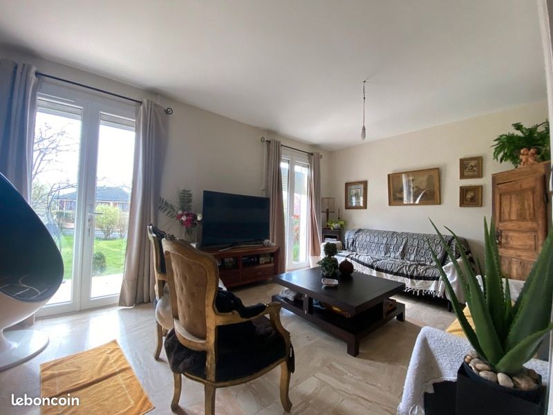 Дом с 3 спальнями в Сен-Сир-сюр-Луар, Франция № 186712