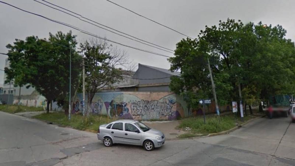 Propriété commerciale à Lanus, Argentina 3600m² No. 23428