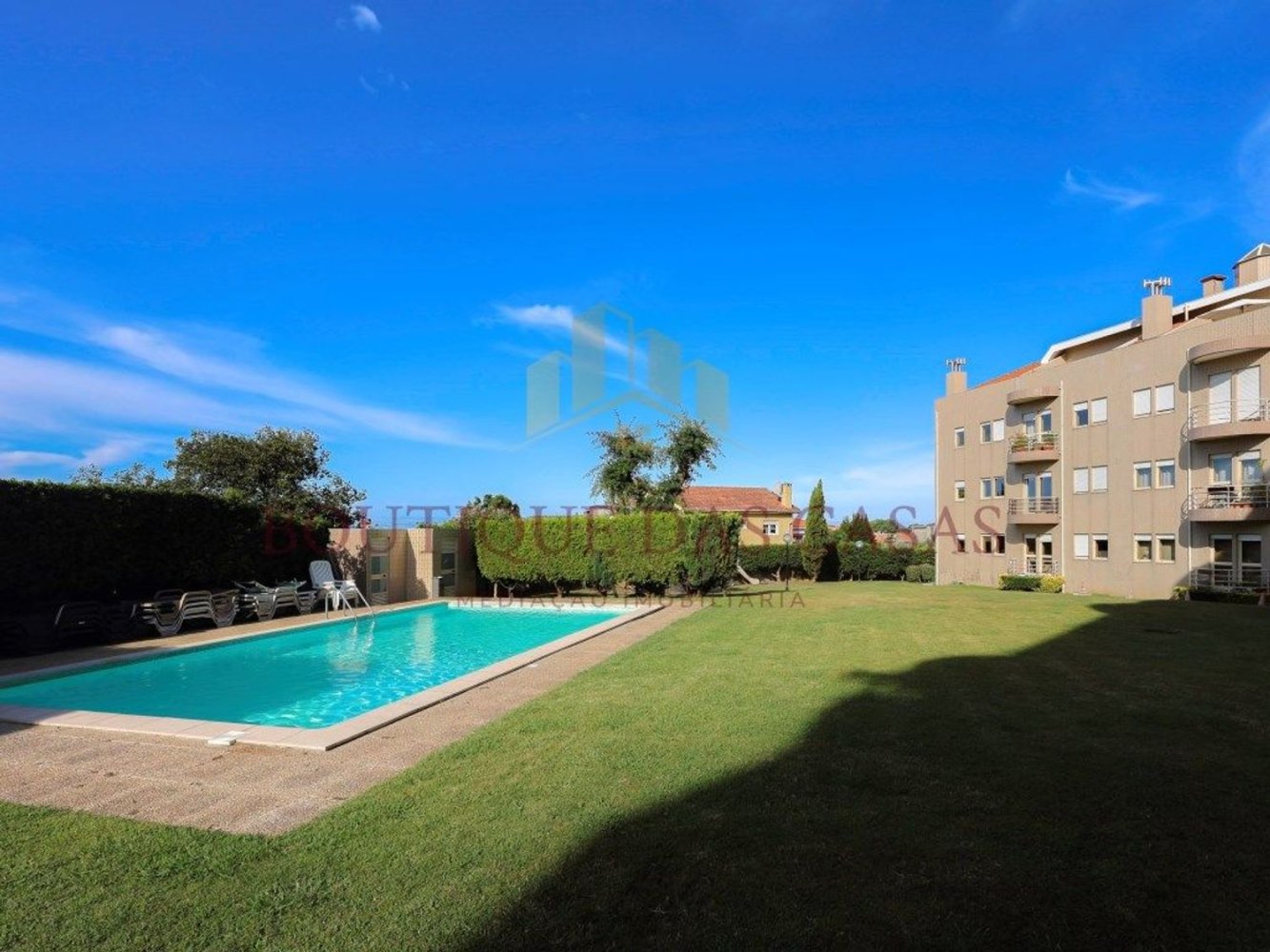 Apartamento de 2 dormitorios en Vila Nova de Gaia, Portugal No. 332398