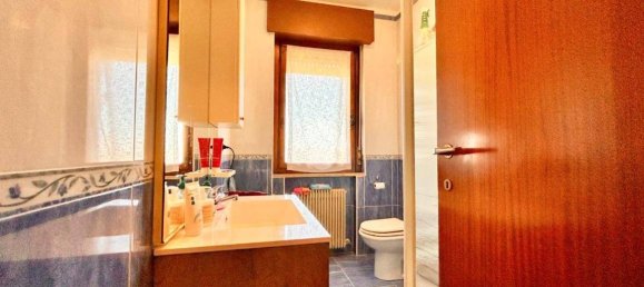 2 Schlafzimmer Wohnung in Udine, Italy, Nr. 52337 15