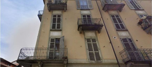 4 rooms Apartment in Turin, Italy No. 9098 8