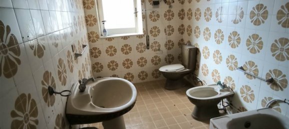 4 bedrooms Villa in Aci Bonaccorsi, Italy No. 163611 9