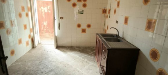 4 bedrooms Villa in Aci Bonaccorsi, Italy No. 163611 8