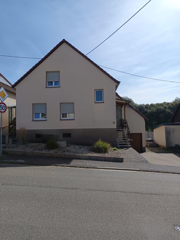 3 غرف نوم تاون هاوس في Saarbrucken, Germany رقم 333292