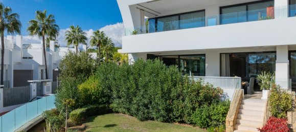 4 bedrooms Duplex in Marbella, Spain No. 128995 2