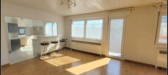 2 bedrooms Apartment in Sarreguemines, France No. 238471 2