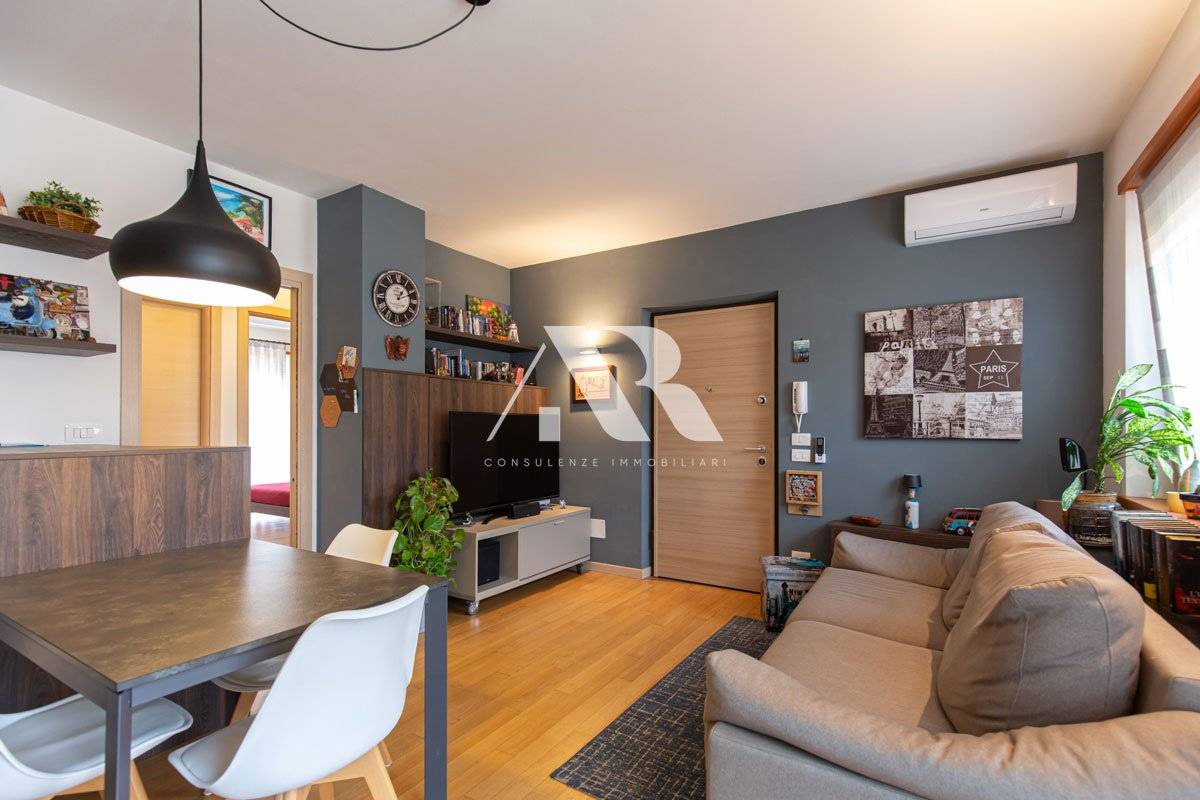 2 bedrooms Apartment in Verona, Italy No. 301817