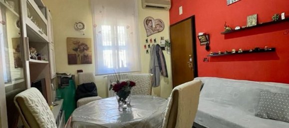 2-salle Appartement à Foggia, Italy No. 179593 10