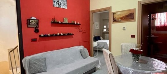 2-salle Appartement à Foggia, Italy No. 179593 8
