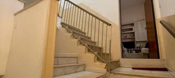 2-salle Appartement à Foggia, Italy No. 179593 6