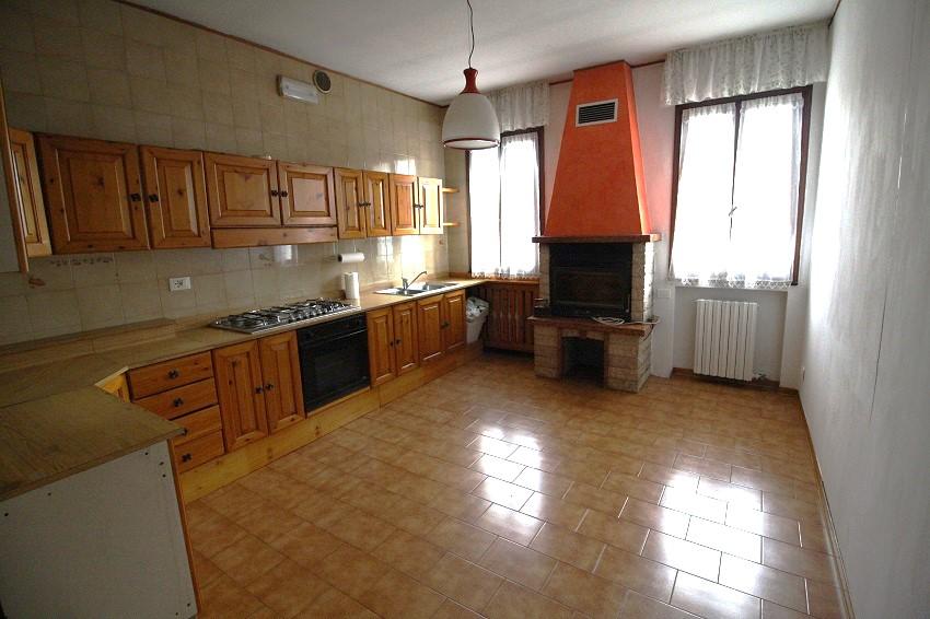 5 rooms Villa in Padua, Italy No. 62016