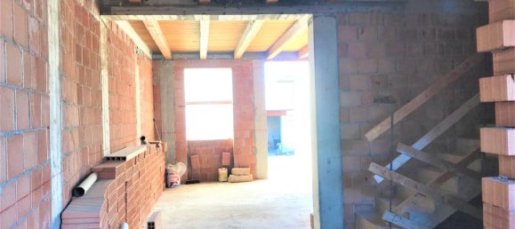 Casa de 10 habitaciónes en Montecchia di Crosara, Italy No. 191860 9