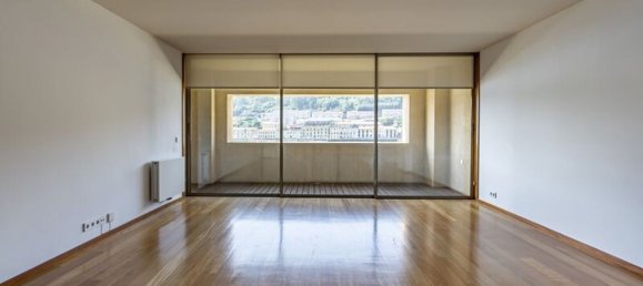 Квартира с 2 спальнями в Порту, Португалия № 132569 20