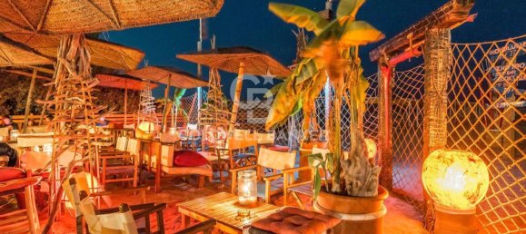 Gewerbliche Immobilie in Pietrasanta, Italy 7000m², Nr. 232099 22