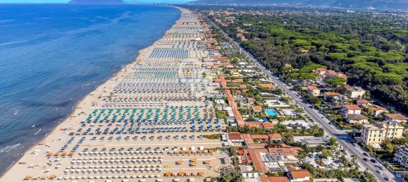 Gewerbliche Immobilie in Pietrasanta, Italy 7000m², Nr. 232099 31