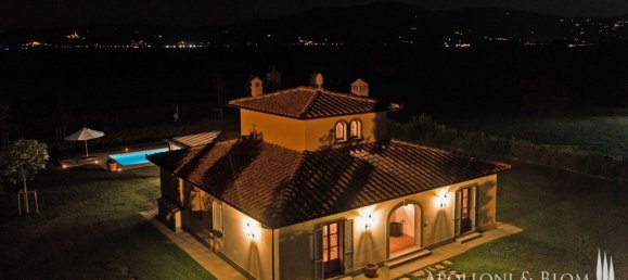 4 bedrooms House in Cortona, Italy No. 53540 22