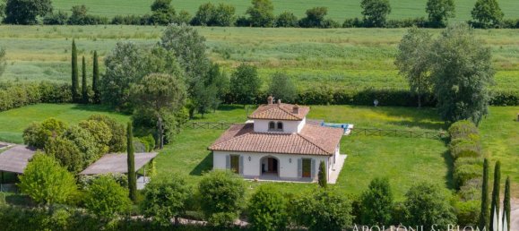 4 bedrooms House in Cortona, Italy No. 53540 4