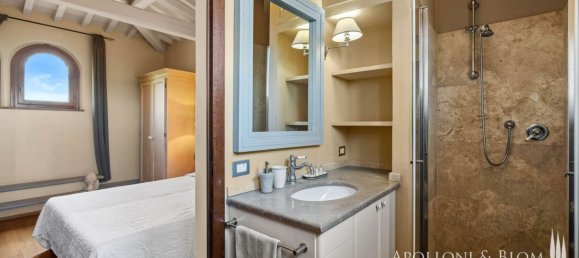 4 bedrooms House in Cortona, Italy No. 53540 40