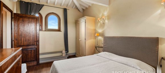 4 bedrooms House in Cortona, Italy No. 53540 39