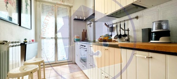 3 rooms Apartment in Milan, Italy No. 269900 8