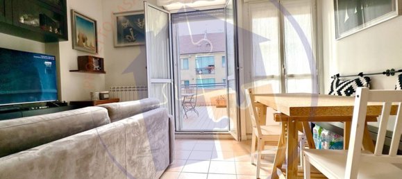 3 rooms Apartment in Milan, Italy No. 269900 5