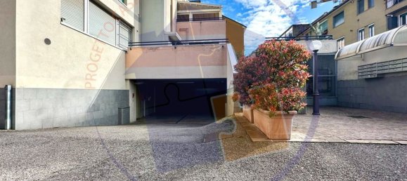 3 rooms Apartment in Milan, Italy No. 269900 31