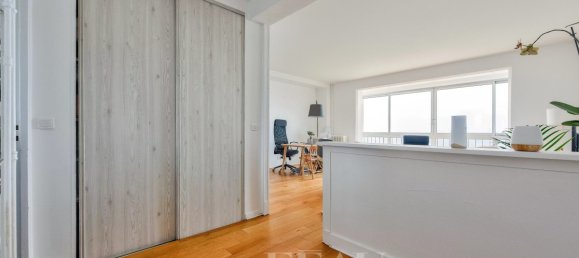 5-salle Appartement à Saint-Cloud, France No. 139417 3