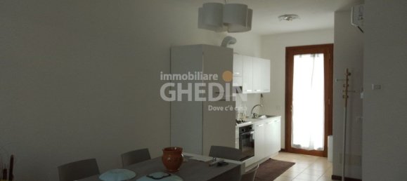 3 rooms Apartment in Conegliano, Italy No. 298054 3