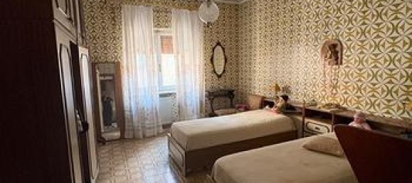 6 rooms Apartment in Caprarola, Italy No. 286530 3