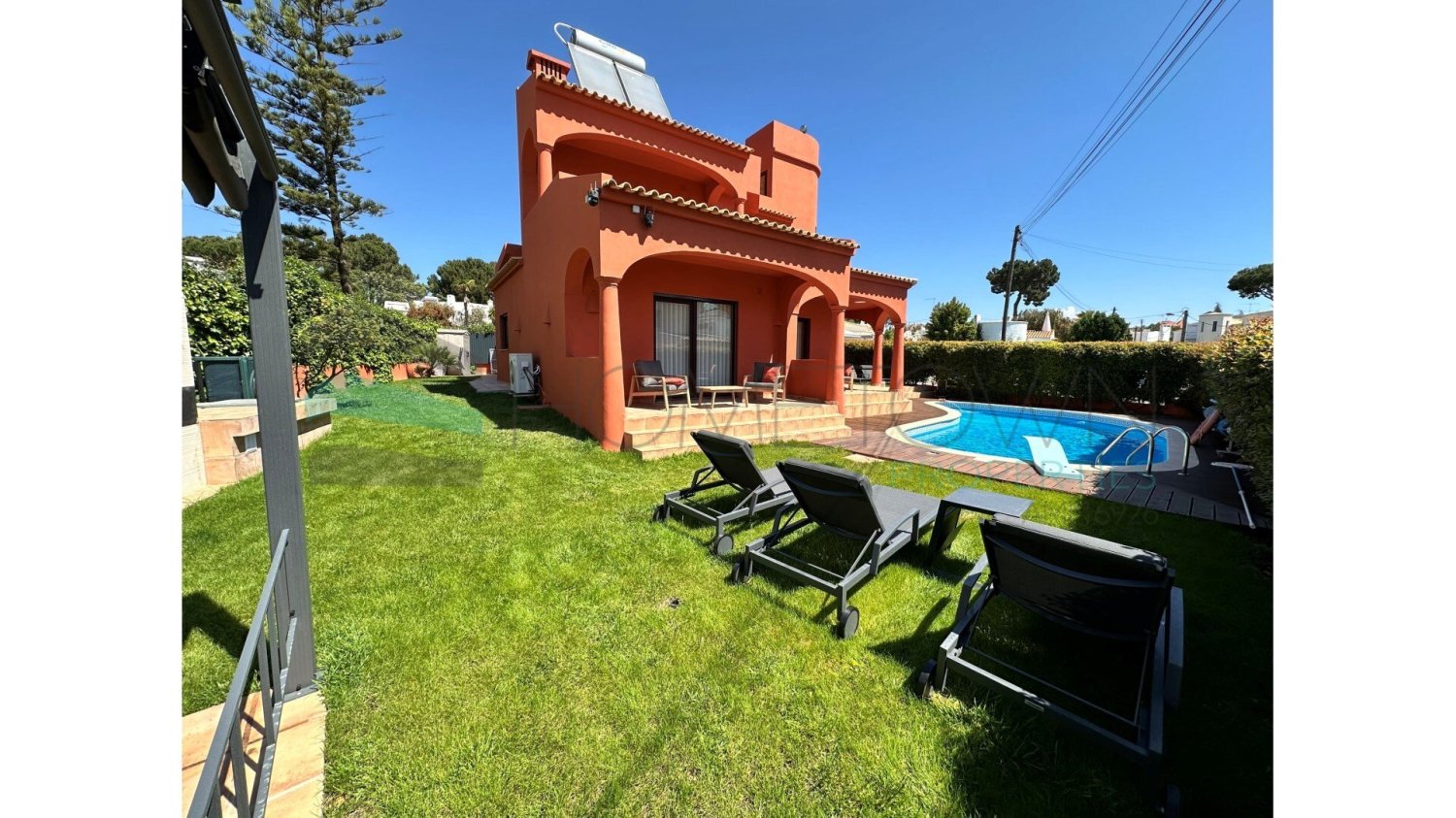 3 bedrooms Villa in Quarteira, Portugal No. 99132