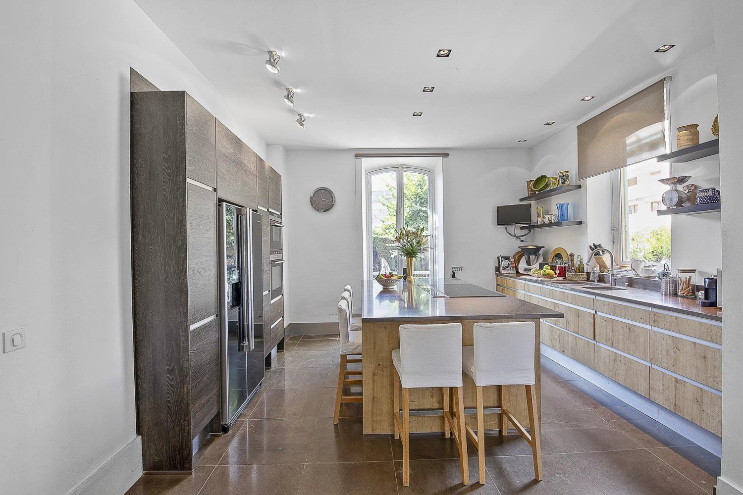 6 bedrooms Villa in Vence, France No. 298424