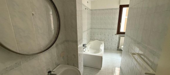 Apartamento de 4 habitaciónes en Civitanova Marche, Italy No. 225925 14