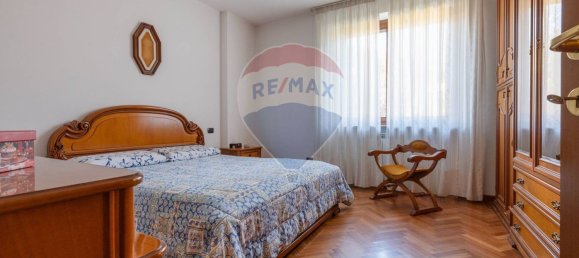 6 rooms Villa in Azzio, Italy No. 61657 18